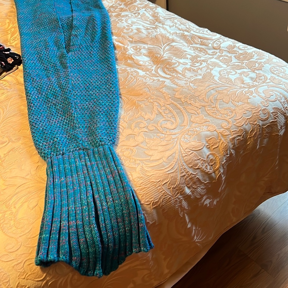 Mermaid blanket